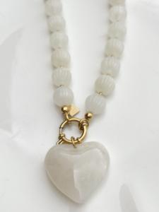 Collier coeur perles blanc doré