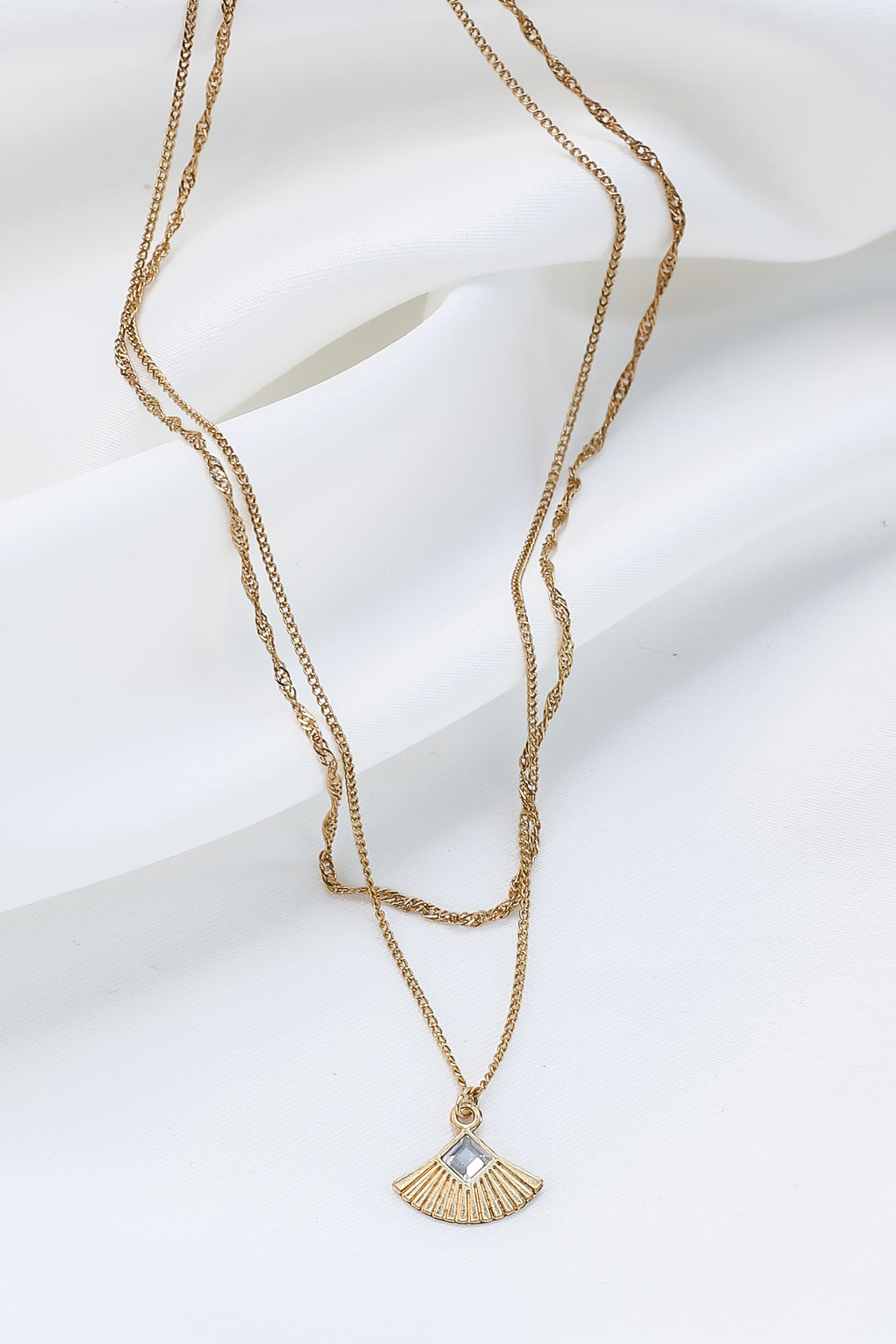 collier Ida blanc doré de Shlomit Ofir