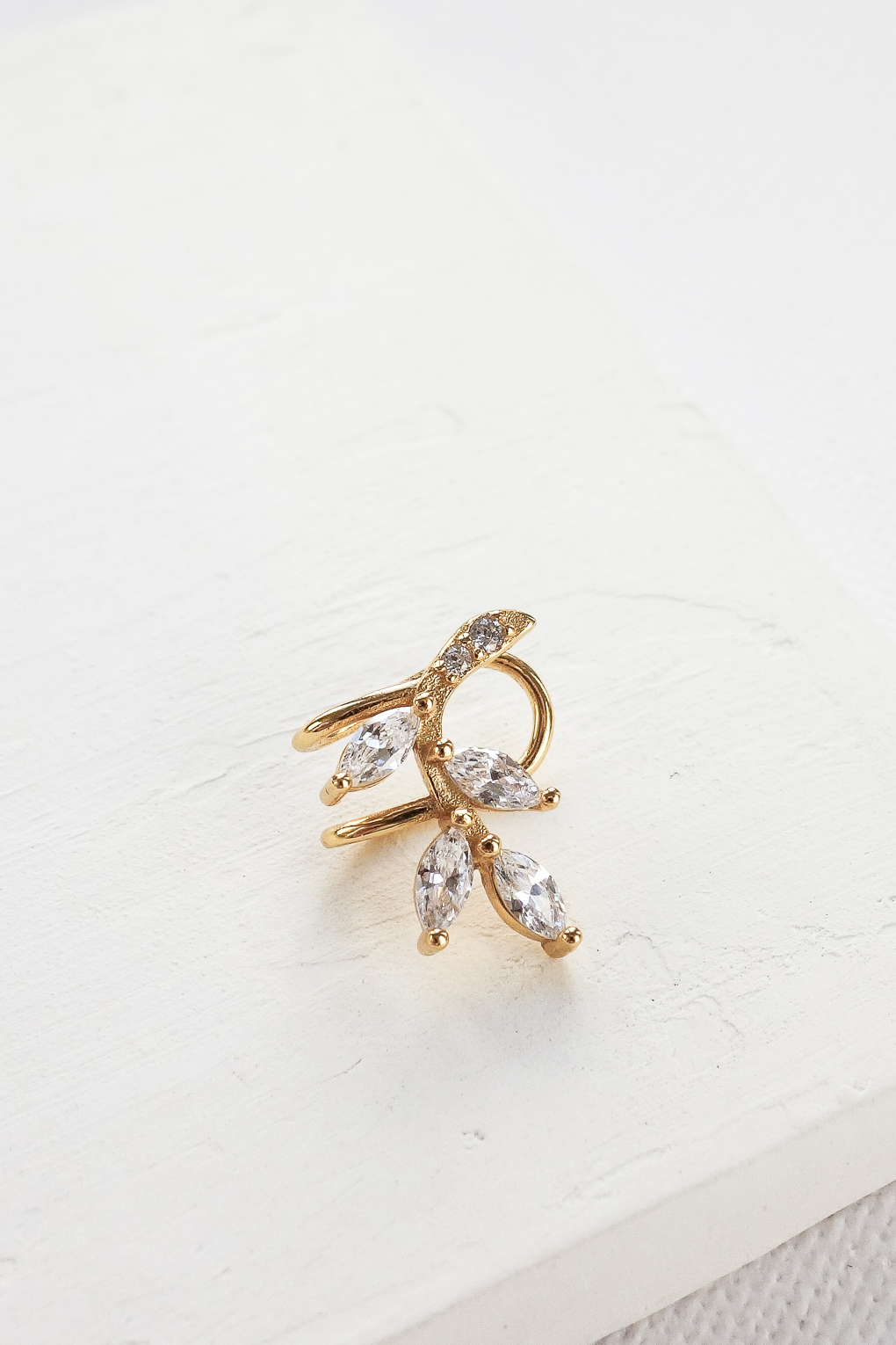 boucle Louisa solo doré de Shlomit Ofir