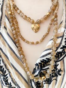 Collier multi rangs beige doré