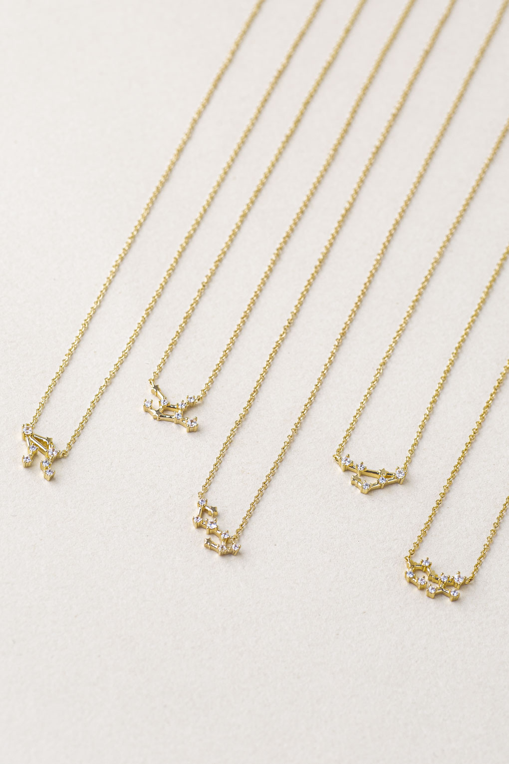 collier Scorpion constellation argenté de Shlomit Ofir