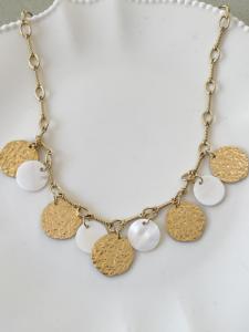 Collier pampilles nacrées doré  