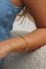 bracelet Théa doré de Shlomit Ofir